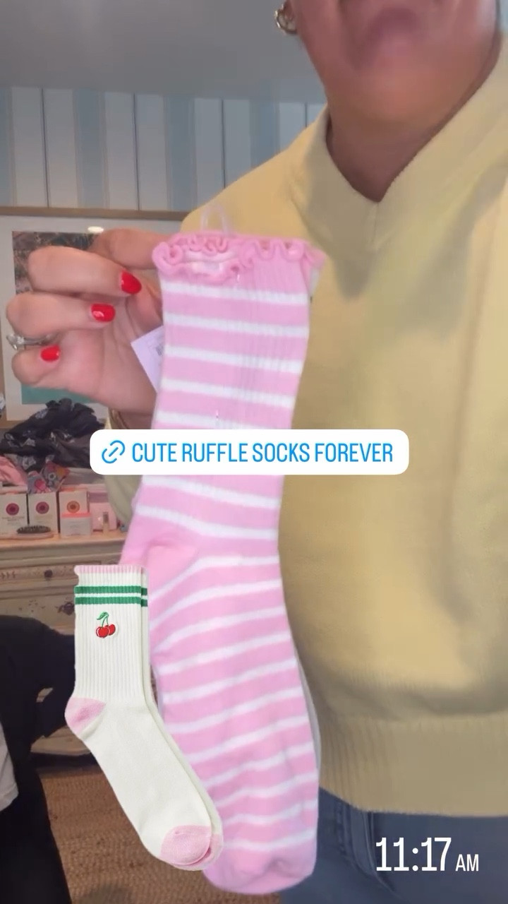 @Target with the cutest ruffle socks forever!! 

#LTKootd #LTKSeasonal