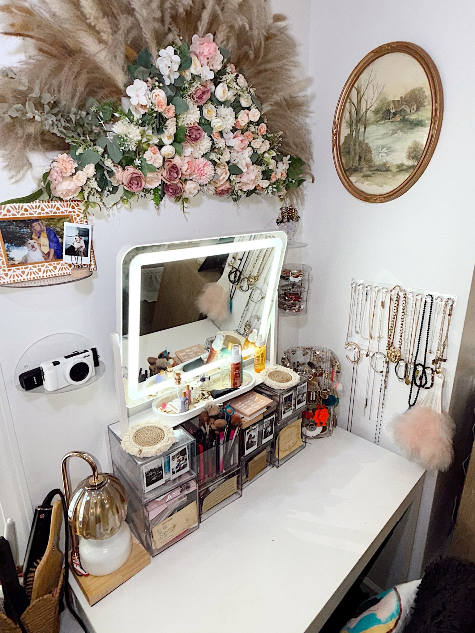 Vanity but make it organized and cute 

#LTKBeauty #LTKdayinmylife #LTKHome