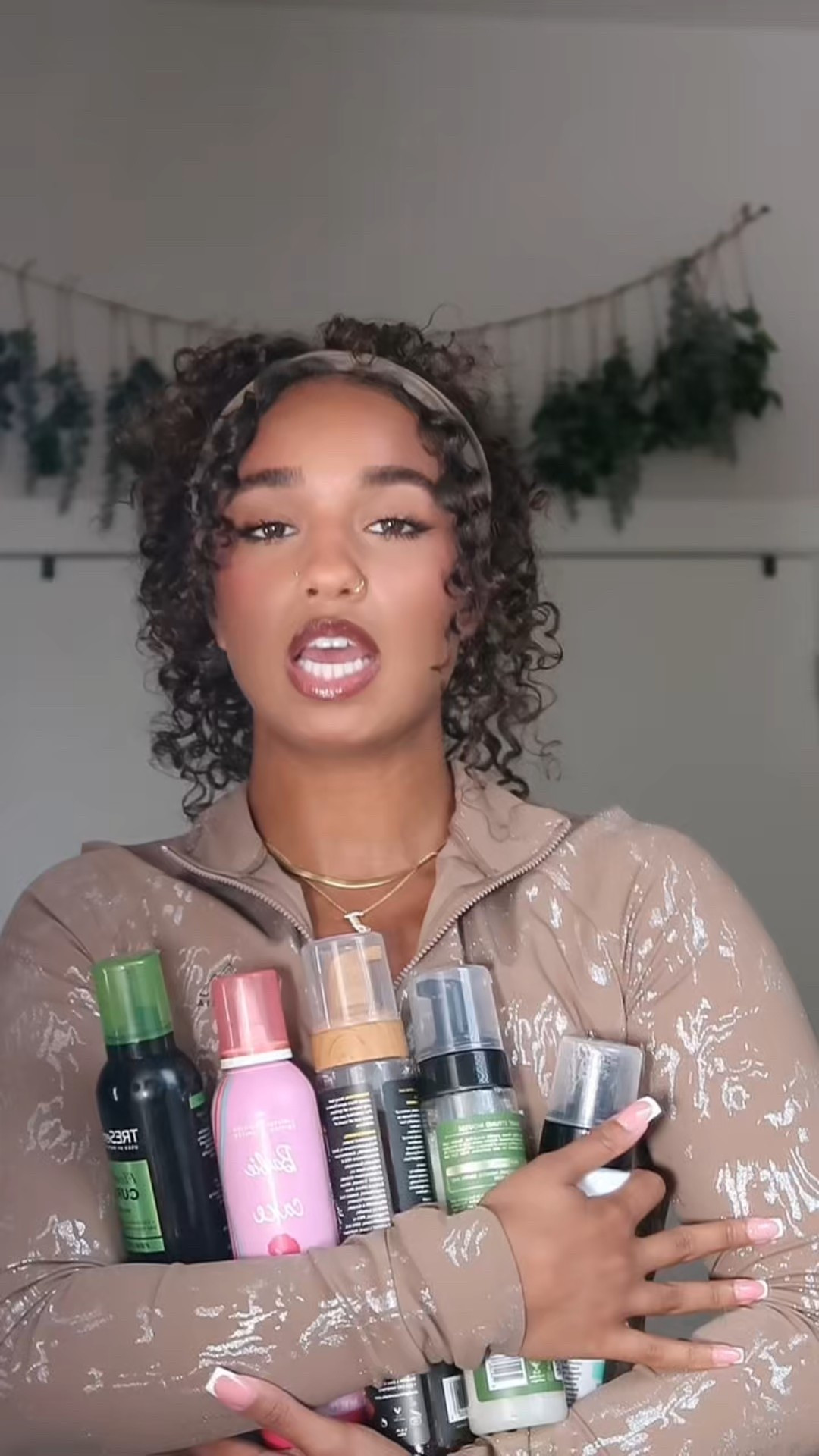 Five favorite curly hair mousse