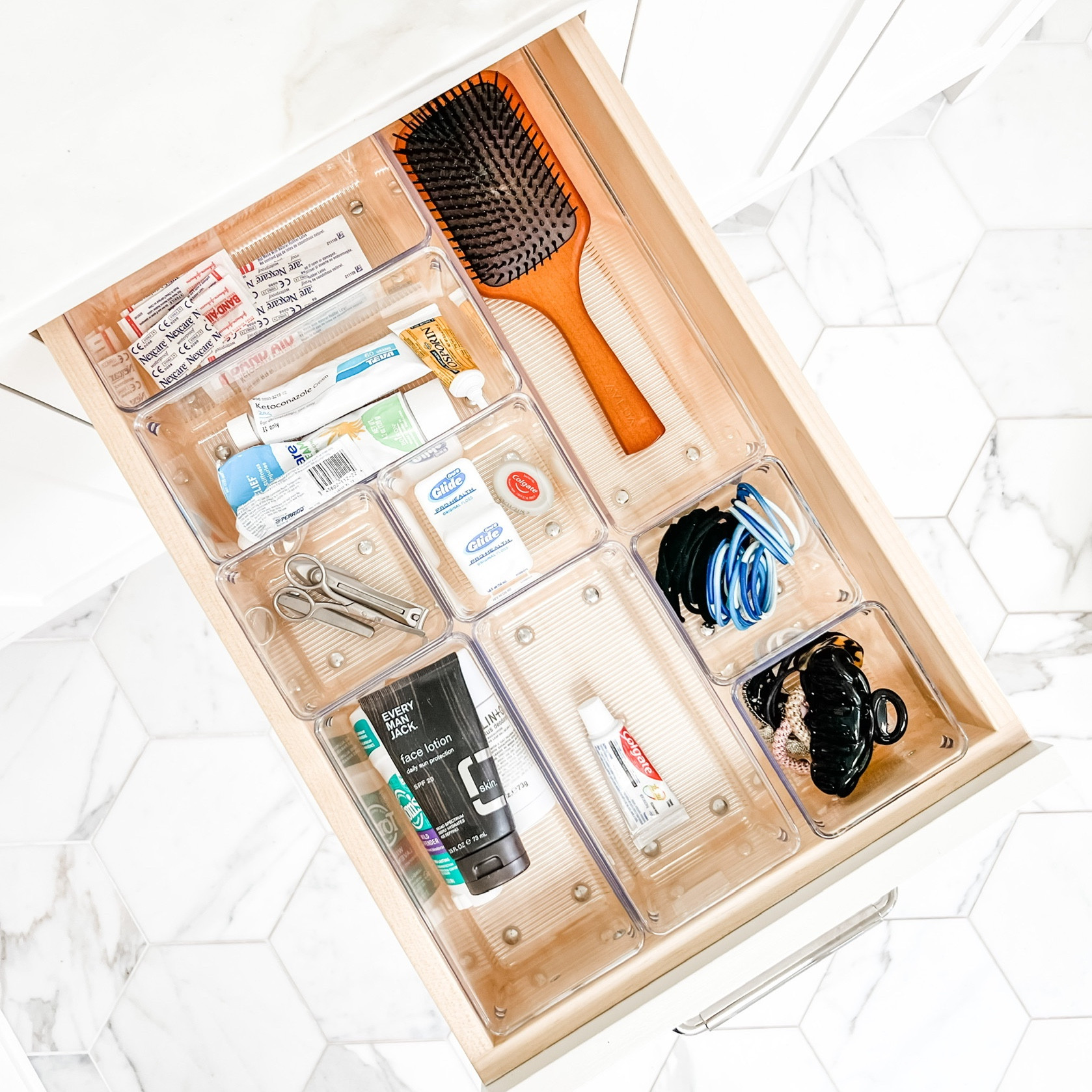 we have to drop in every now and then to remind everyone just how much we love these drawer organizers! 😍🙌🏻

#LTKfamily #LTKhome