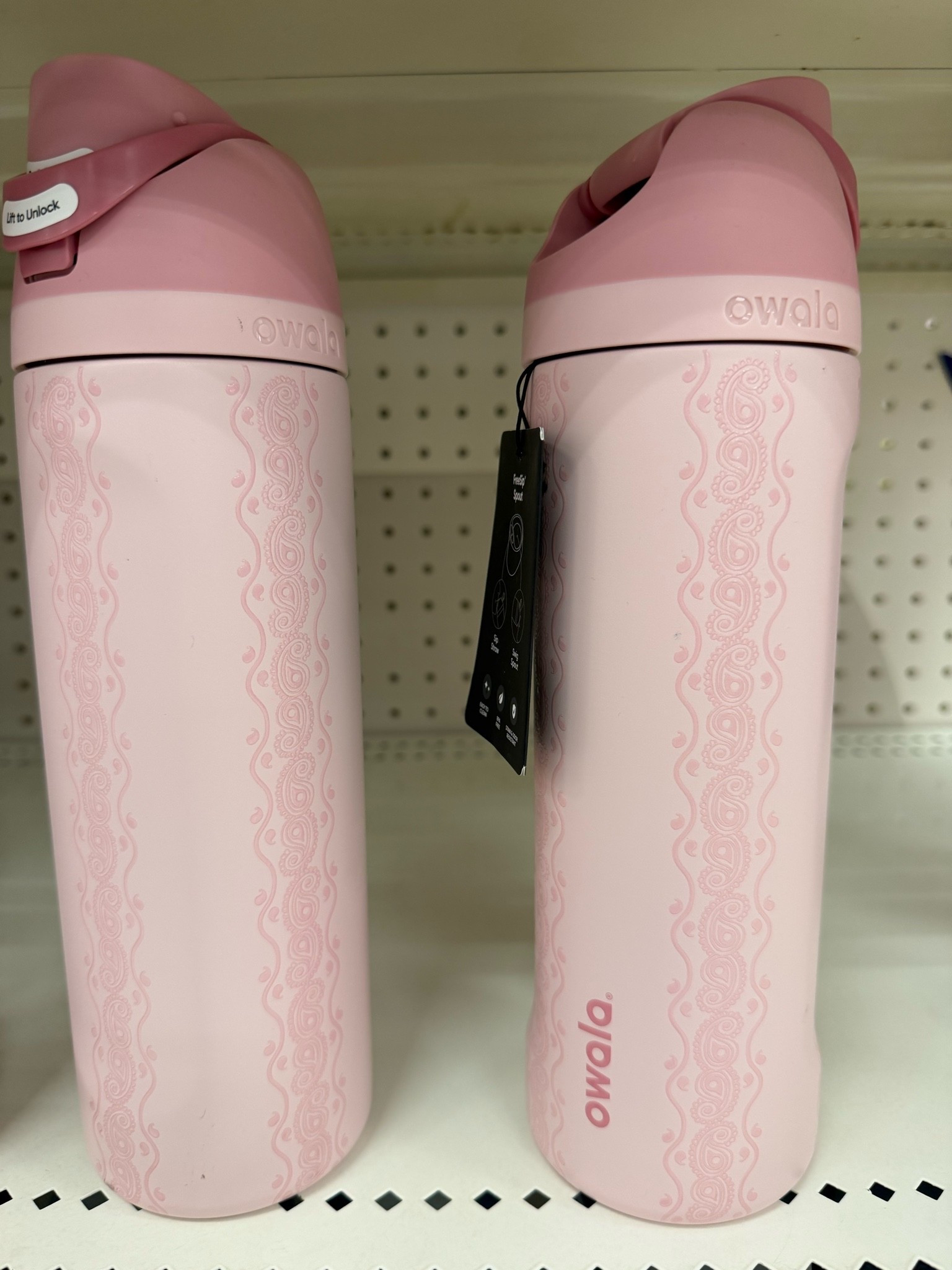 Stay hydrated this summer @Target 






Summer vacation, road trip, game day, back to school, school lunch, work, new arrivals

#LTKTravel #LTKKids #LTKmomlife
