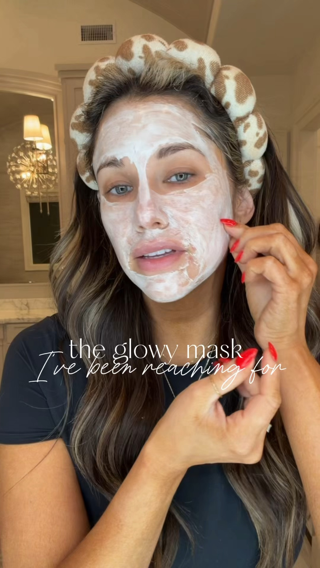 The glowy mask I’ve been using nonstop!!

#LTKselfcare #LTKBeauty #LTKgrwm