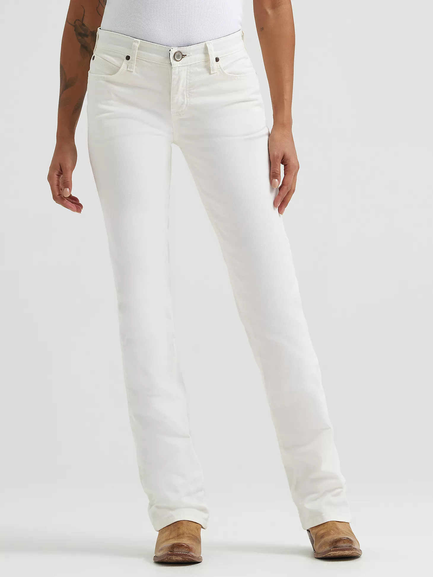 Women's Wrangler® Ultimate Riding Jean Q-Baby Mid-Rise Bootcut | Wrangler