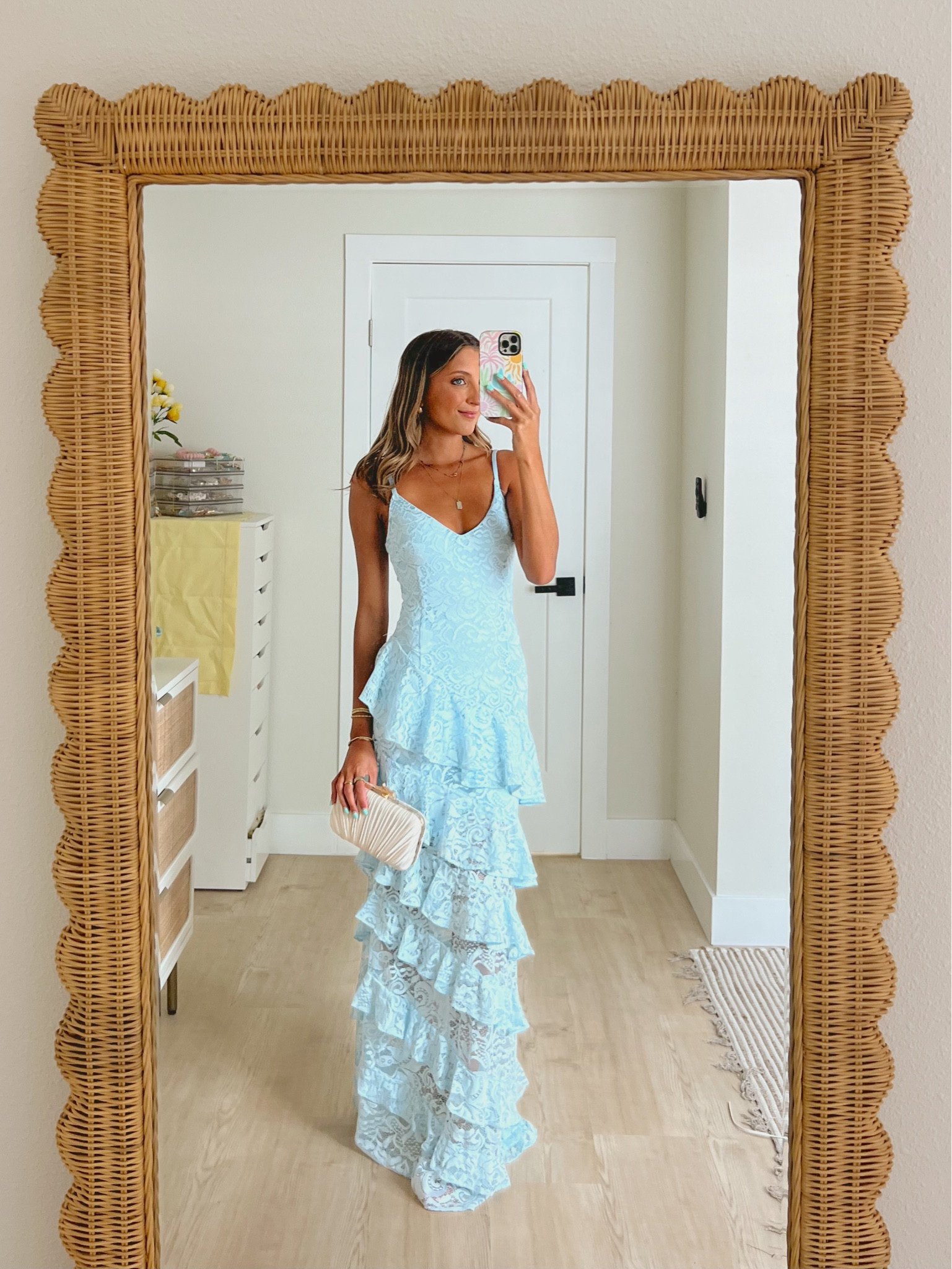 spring wedding guest dress from club London 💍💕 wearing a 2 I. This black tie ready style