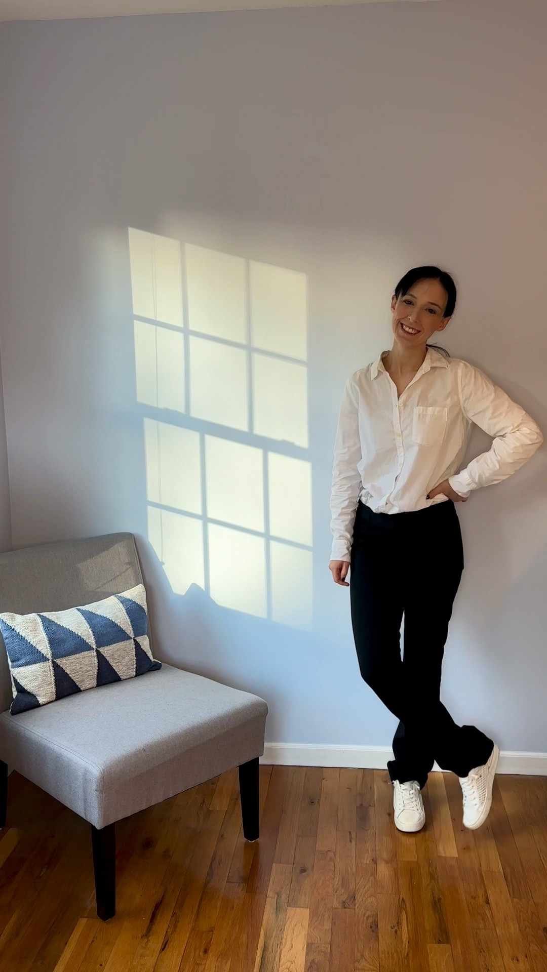 Keeping it classic with a black and white look for Thursday’s casual work vibes. Effortless and ready to tackle the day! 🖤🤍 #GettingDressed #WorkOutfit #CasualStyle #ThursdayOOTD

#LTKFindsUnder100 #LTKStyleTip #LTKWorkwear