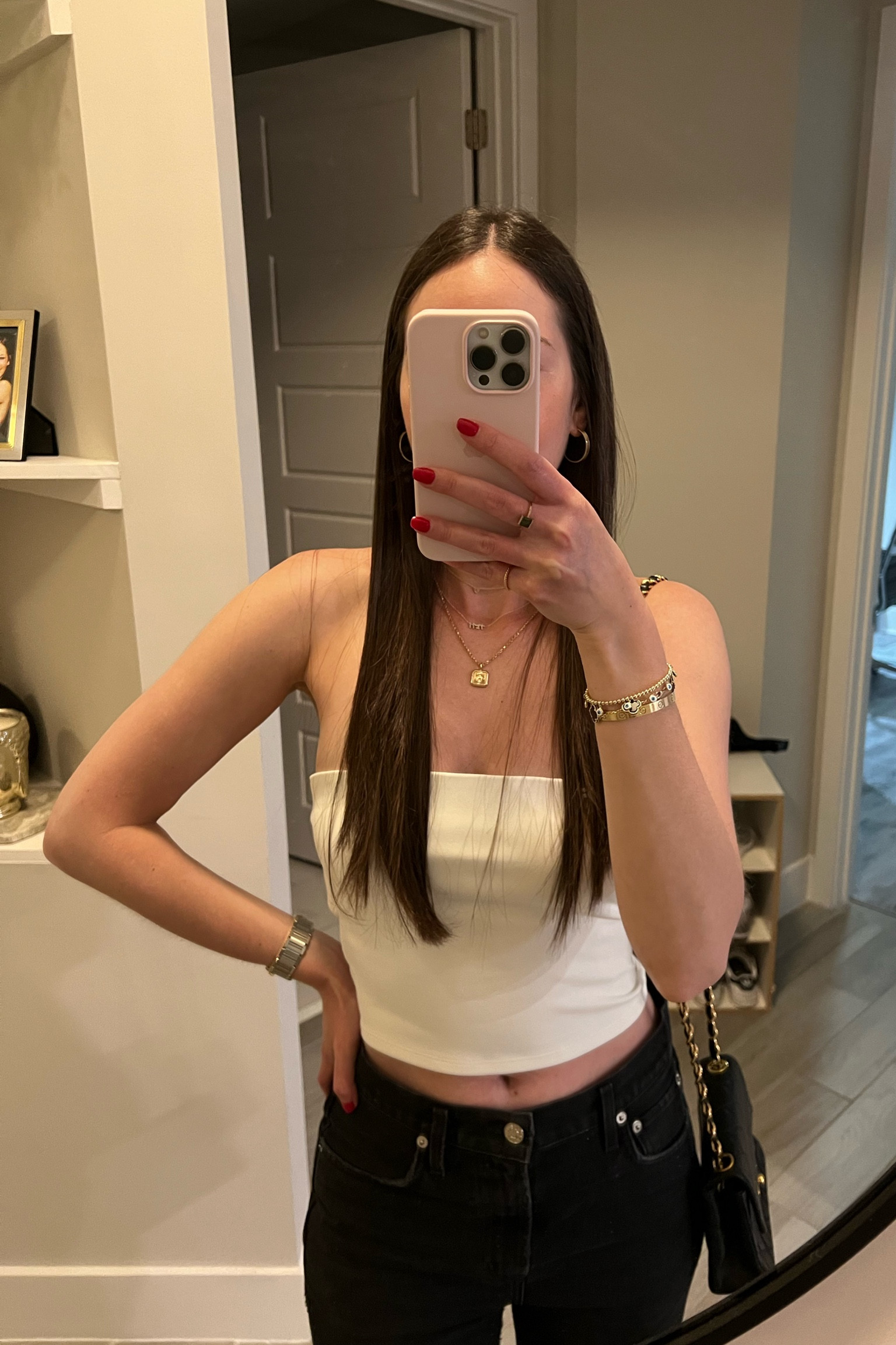 Date night outfit 🍸🖤

Summer outfit, vacation outfit, black jeans, white top, ripped jeans, concealer, lip gloss, gold jewelry, white heels


#LTKshoecrush #LTKSeasonal #LTKunder100