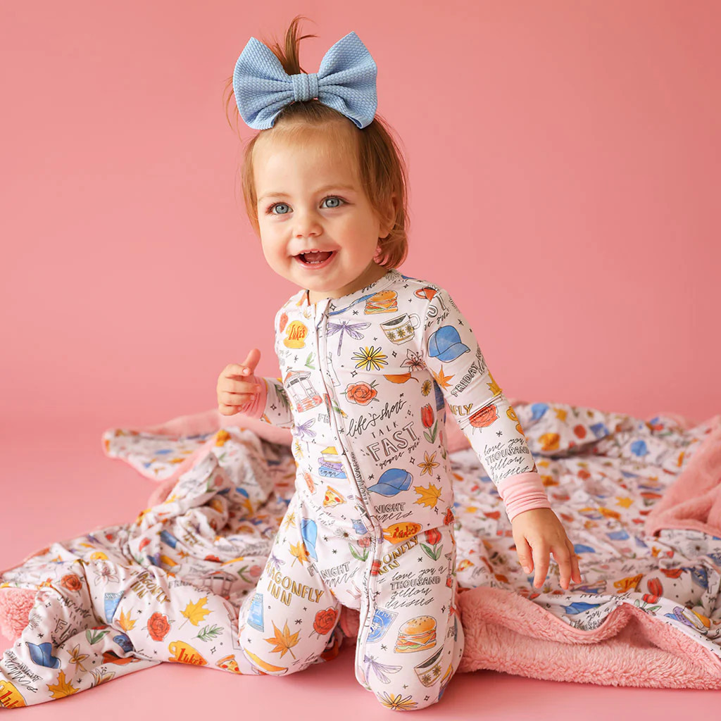 Pink Baby Convertible Sleeper | Gilmore Girls | Posh Peanut