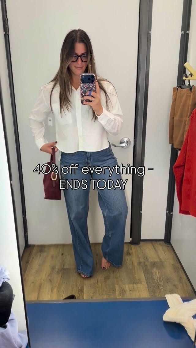 5 Old Navy fall outfits // 40% off EVERYTHING ends today // comment SHOP for links // send this to a friend who needs a fall reset 🍂