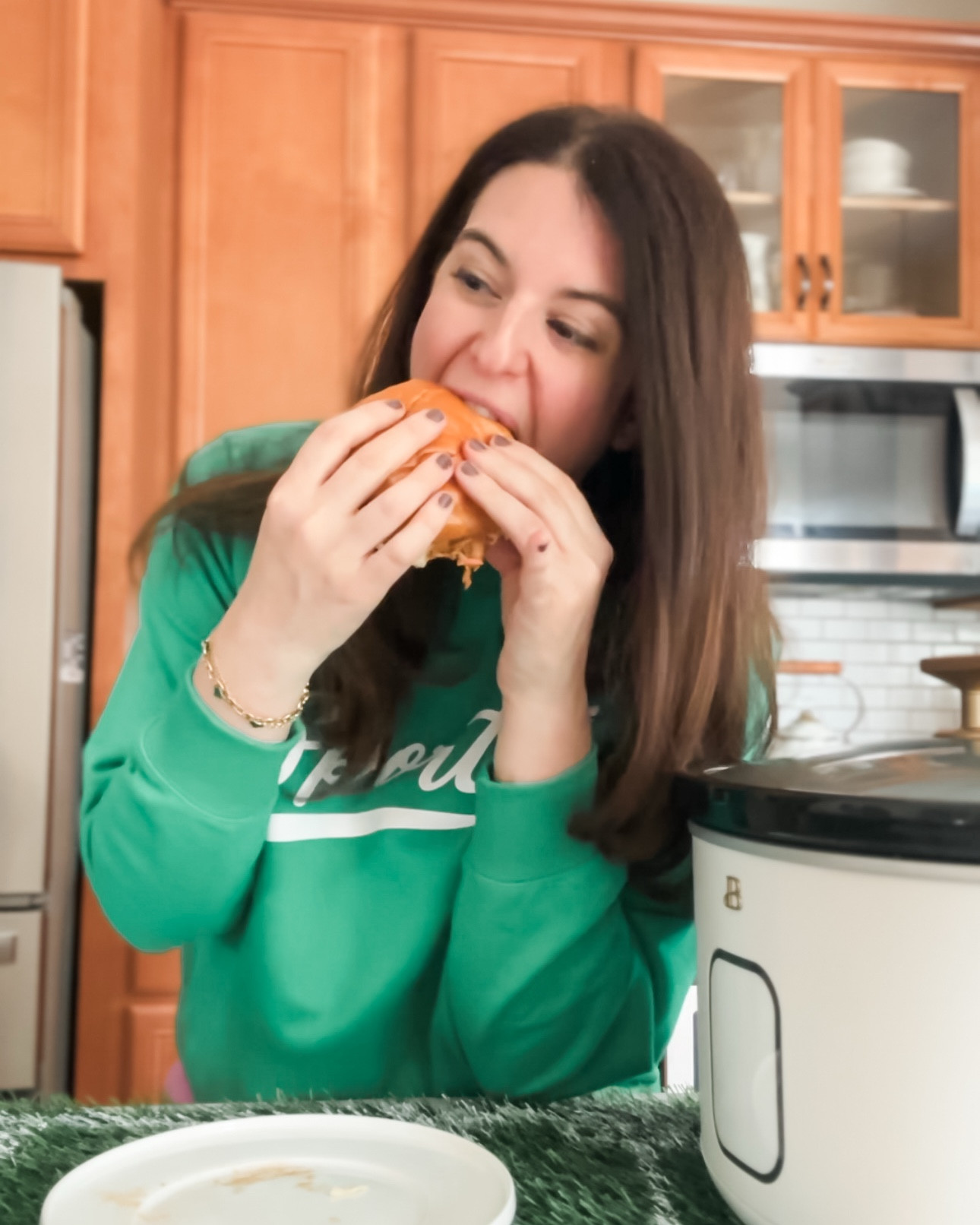Football season kicks off this Thursday, and you’re going to want to try this 🙌 Just a few simple ingredients in the slow cooker and you’ve got the easiest, most delicious BBQ chicken. Perfect for football, or any night of the week!

Recipe:
• 2–3 chicken breasts
• ½ cup Italian dressing
• 1 cup BBQ sauce
• 2 tbsp brown sugar
• 2 tbsp Worcestershire sauce

Cook on low 6 hours or high 4 hours. Remove & shred chicken, then add back to sauce. Serve on buns with your favorite toppings like pickles & coleslaw.

#LTKSeasonal #LTKHome