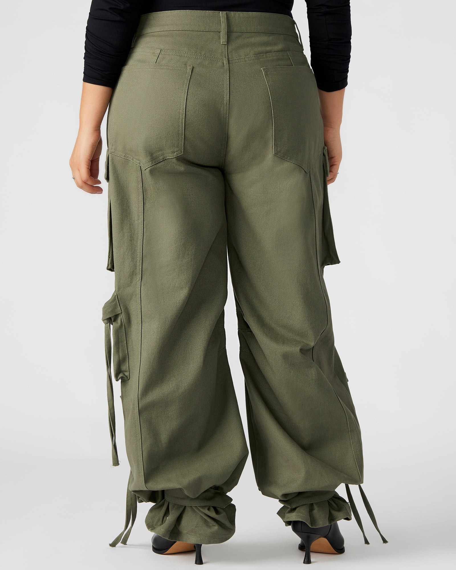 DUO Olive Women's Utility Cargo Pants | Steve Madden (US)