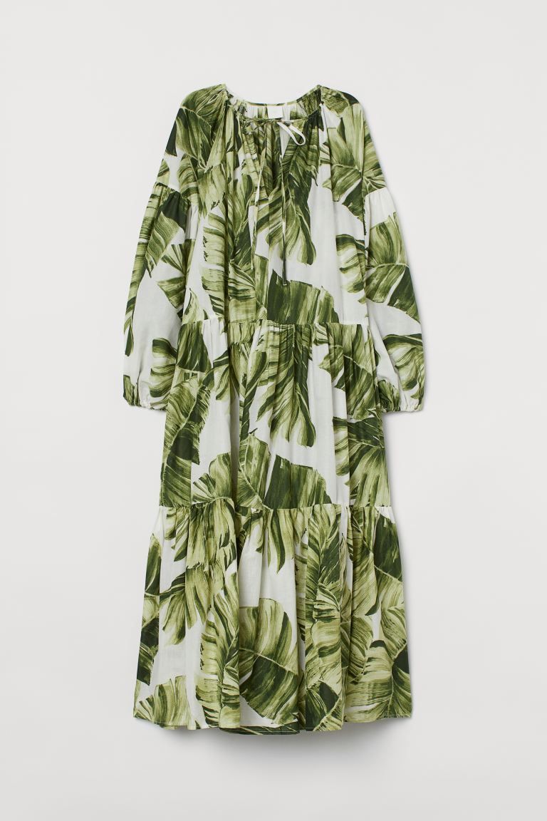 Relaxed-fit, calf-length dress in airy, woven cotton fabric with a printed pattern. Gathers at ne... | H&M (US)