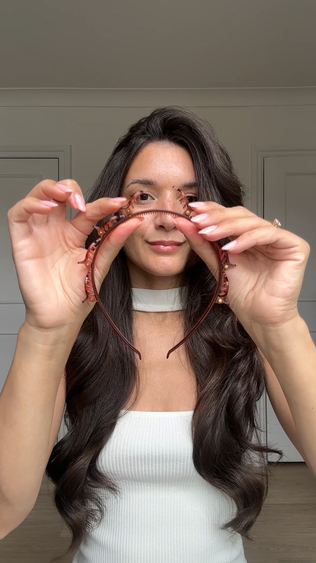 One way to keep your bangs or face framing layers out of your face ~ this reminds me of the hairstyles I used to wear in the 90s 😄

#LTKstyletip