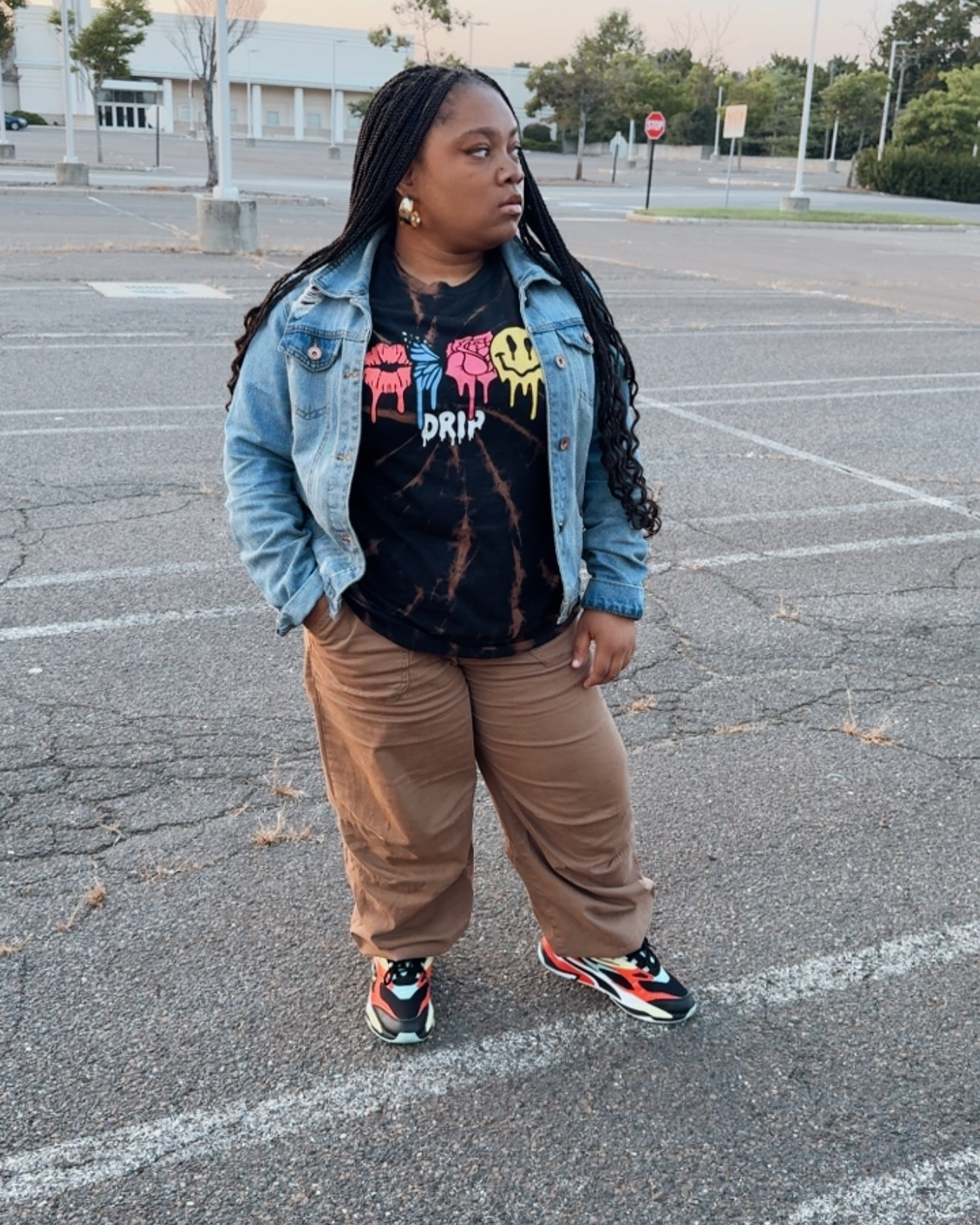 “Own your vibe, the world will adjust.✨”

Jacket @cisonoclothing 
Pants @celebpink @walmartfashion 
Sneakers @puma 

Follow @Itsalovelydeh for more Faith, Business and Beauty content. 

⁣#DeHjaEllis #itsalovelydeh  #brandambassador #branding #fashioninfluencer #fashioninfluencers #fashionmodel #modeling
#StyleGoals #UrbanChic #FashionForward #CasualFits #StreetVibes #DripGame #OutfitOfTheDay #BoldAndConfident #TrendyLook #Fashionista