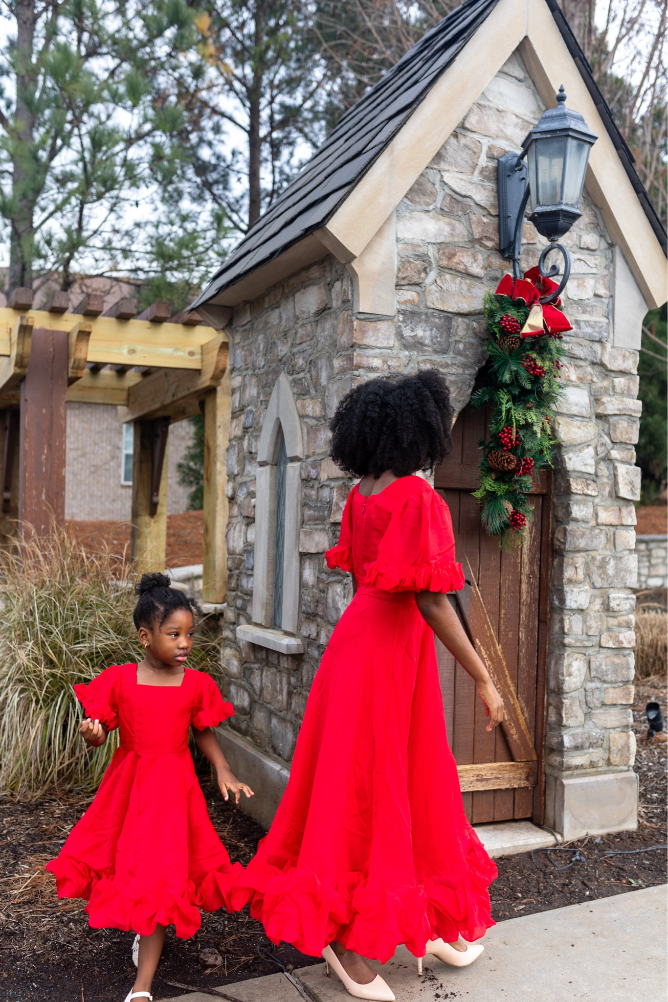 The cutest mommy and me holiday dresses. Love

#LTKKids #LTKHoliday