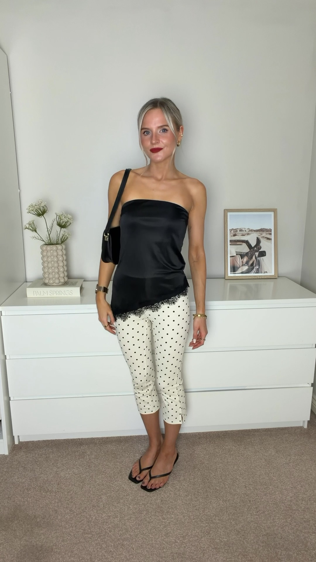 Last nights outfit for dinner & drinks - kind of love the polka dot capris 🖤 comment SHOP and I’ll pop the links over to you ✨

#dailyoutfits #datenightoutfit #grwm

Date night outfit ideas , capri pants , lace trim top , summer outfits

#LTKuk #LTKsummer #LTKdatenight