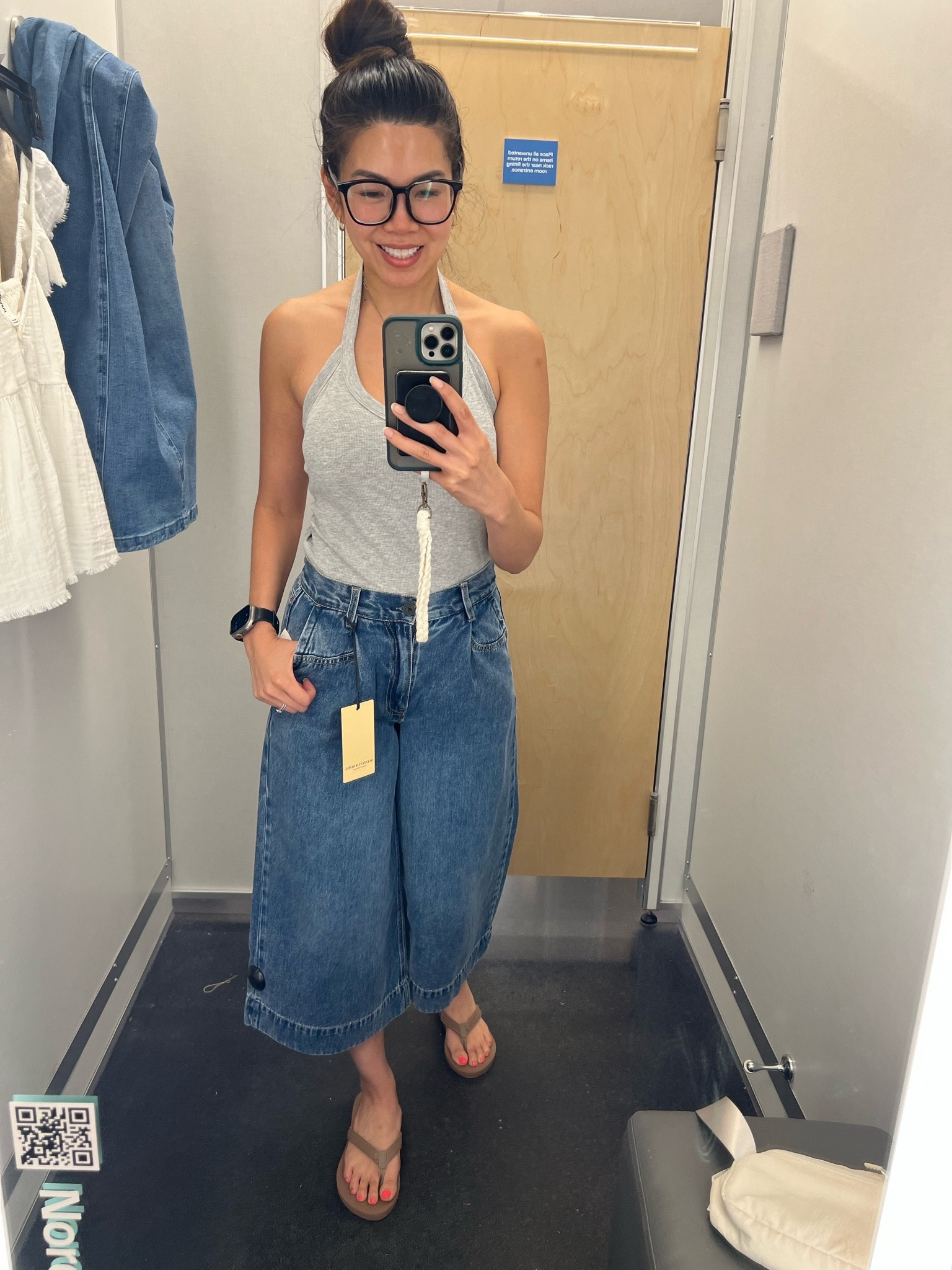 top size: small 
jeans: 25
