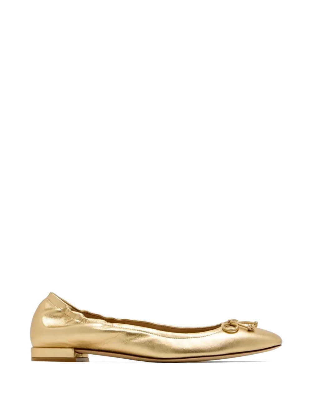 Stuart Weitzman Bria bow ballet flat - Gold | Farfetch Global