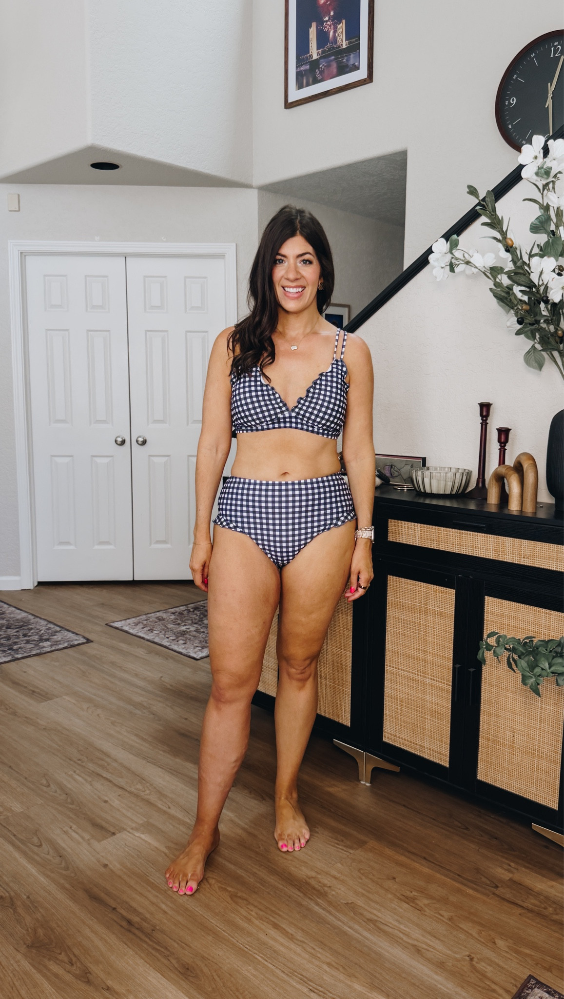 In a large ruffle two-piece swimsuit


#LTKMidsize #LTKSwim #LTKOver40