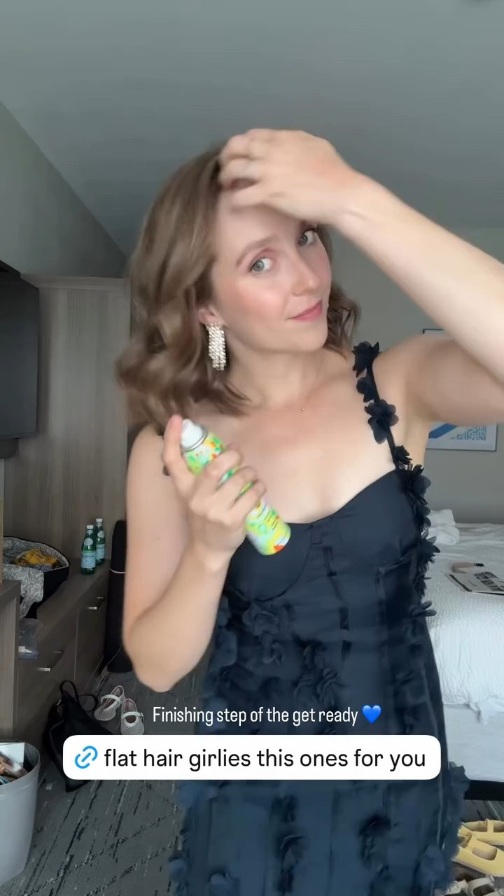 Finishing step of the get ready 💙 @amika flat hair girls this one’s for you!

#LTKPetite #LTKBeauty #LTKootd