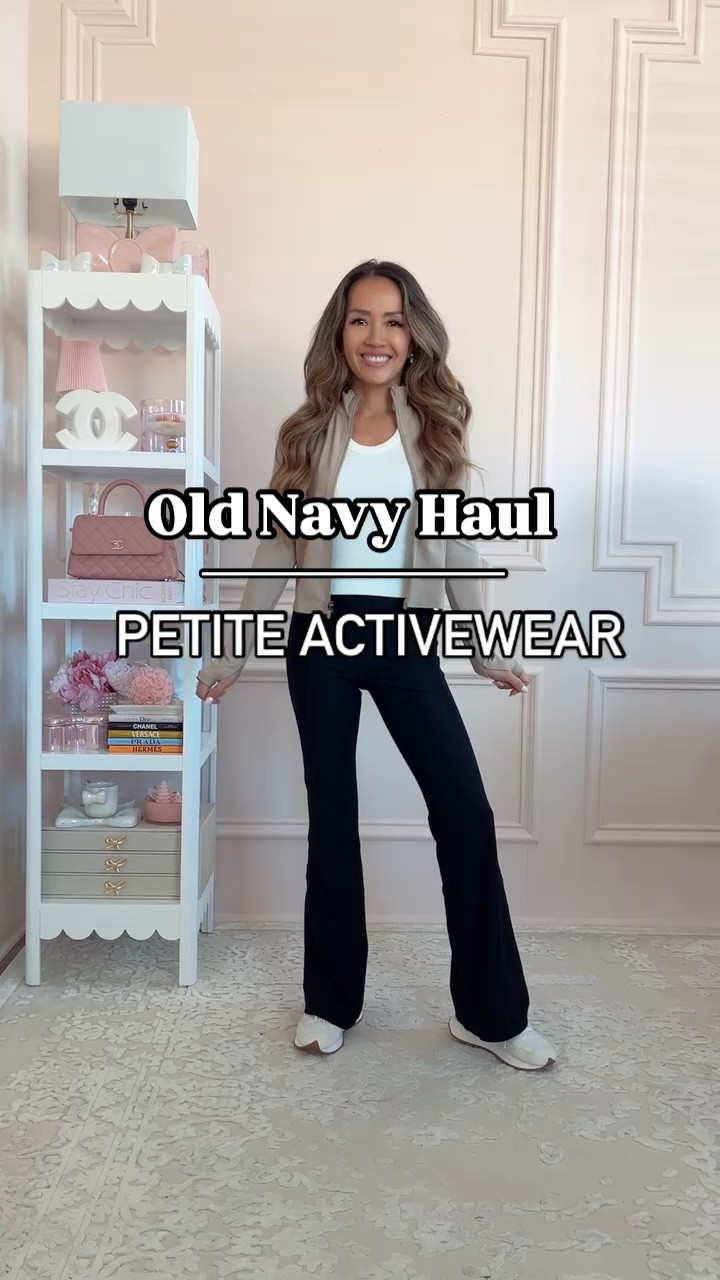 Old Navy petite activewear haul 

Everything is on sale and XSP

#LTKVideo #LTKFindsUnder50 #LTKActive