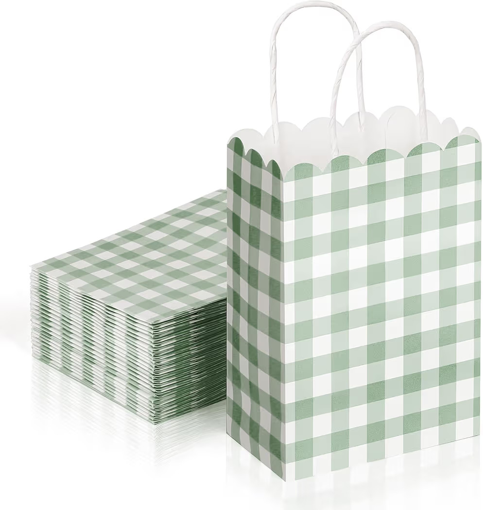 Houuqe 36 Pcs Gingham Party Supplies Sage Green Gift Bag with Handles Scalloped Sage Green and White Plaid Paper Candy Bags Double Side Kraft Paper Goodie Bags for Spring Wedding Party Decor | Amazon (US)