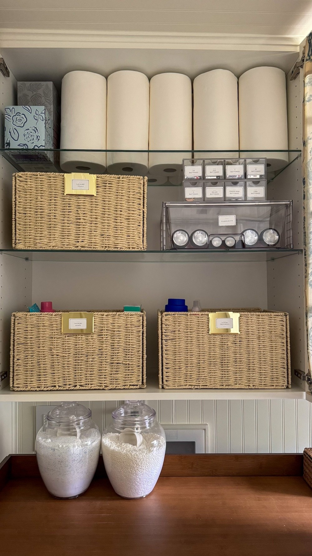 Storage but make it cute!

Amazon organization, wicker, battery 