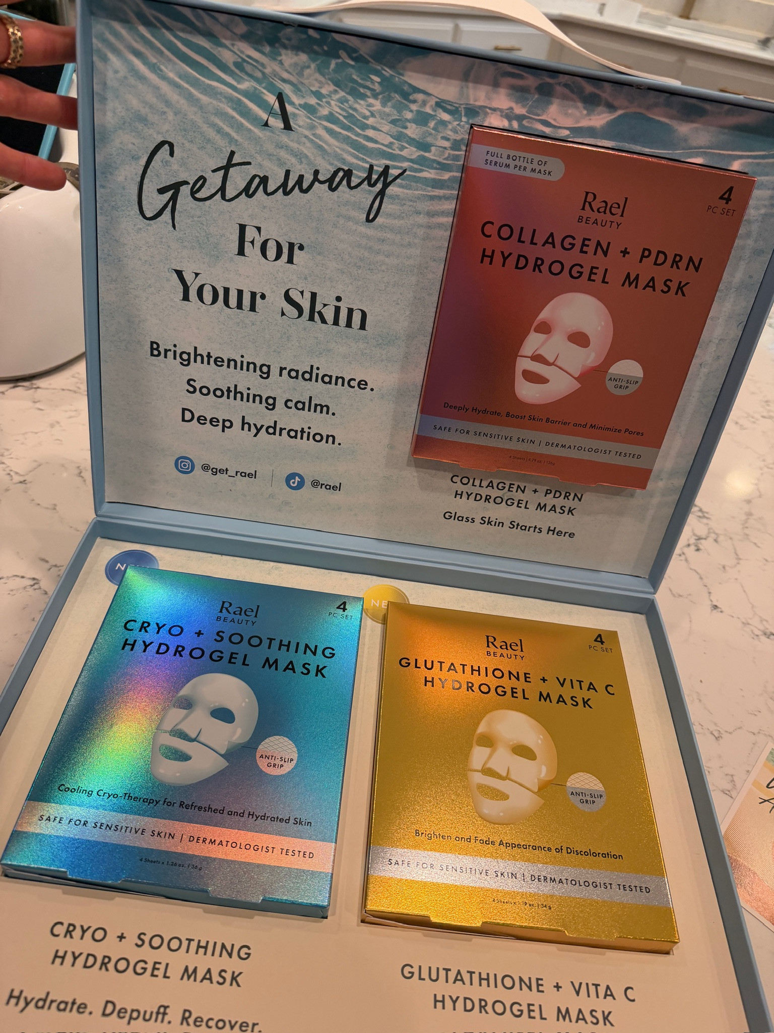 Rael has quickly become one of my favorite skincare brands! These masks are so good🙌🏼




Beauty, skin care, self care, face masks, rael beauty, ulta, favorites, must haves, missy franklin johnson, missy_franklin 

 #LTKselfcare #LTKBeauty