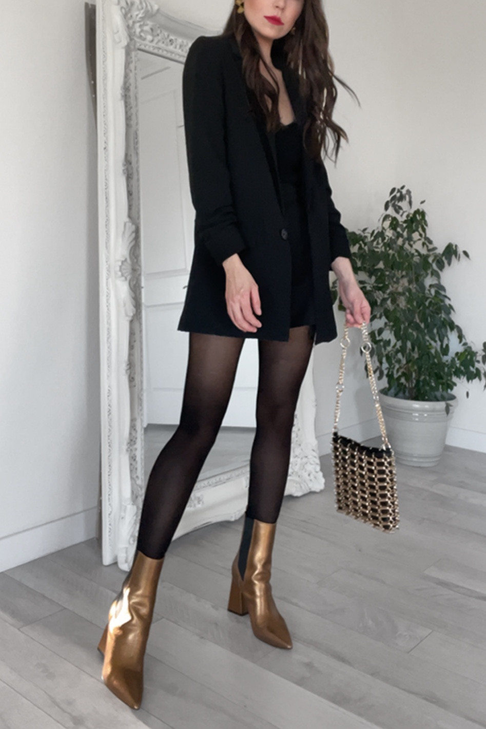 All black outfit with gold details 💛✨

Gold boots
Gold ankles boots
Gold booties
Black blazer 
Black and gold bag
Gold bag
Chained bag
Chains bag
Black blazer outfit
Black shoes 

#LTKunder100 #LTKstyletip #LTKunder50