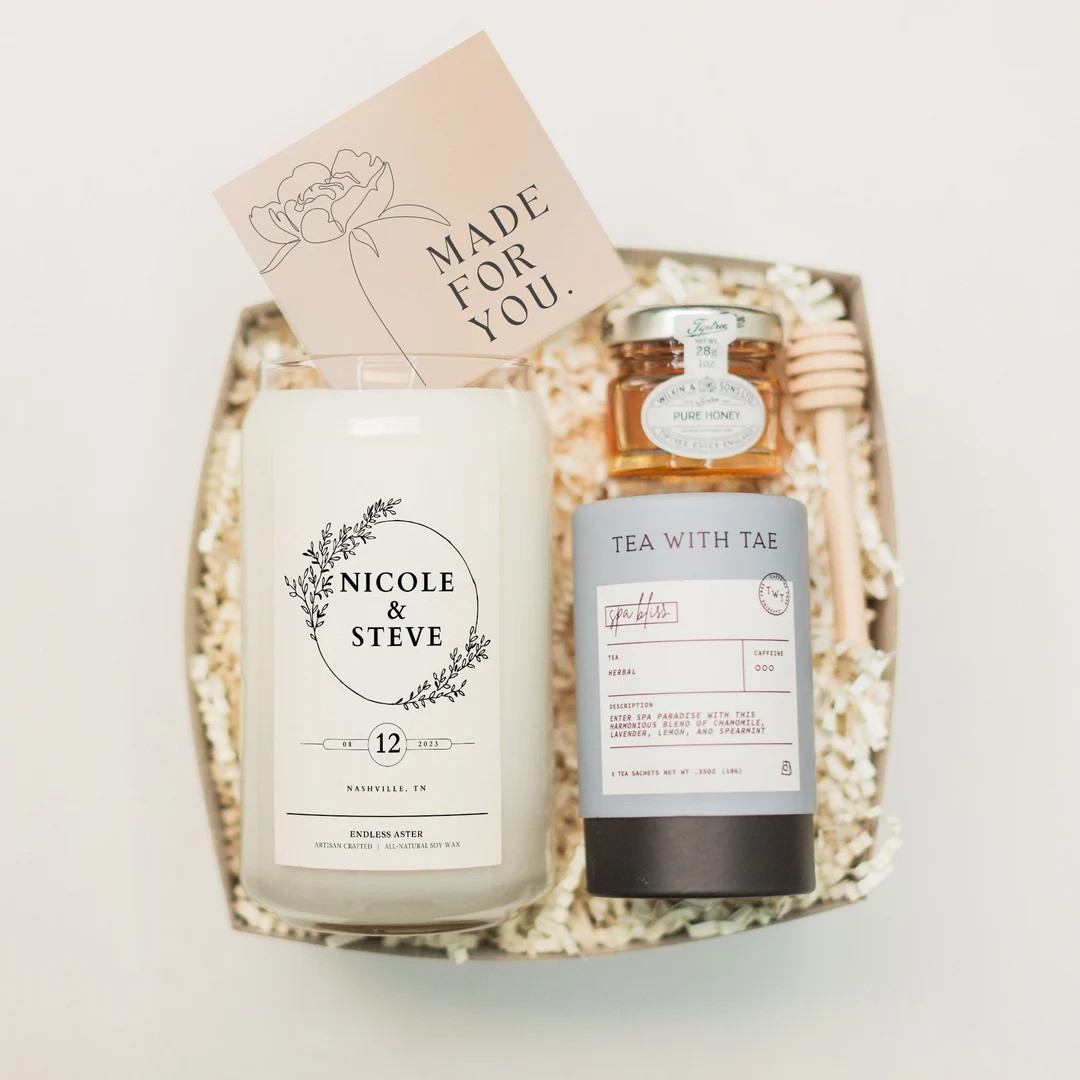 ENGAGEMENT GIFT BOX for Couple, Bride to Be Gift, Engagement Candle Gift, Newly Engaged Gifts, Pe... | Etsy (US)