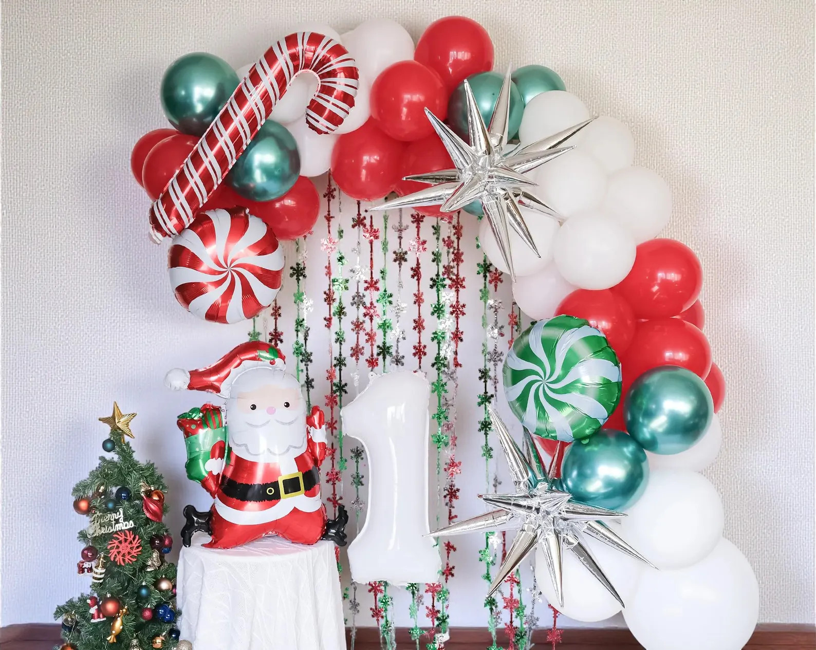 Christmas Balloon Garland Kit: Santa, Candy Cane, First Birthday - Etsy Canada | Etsy (US)
