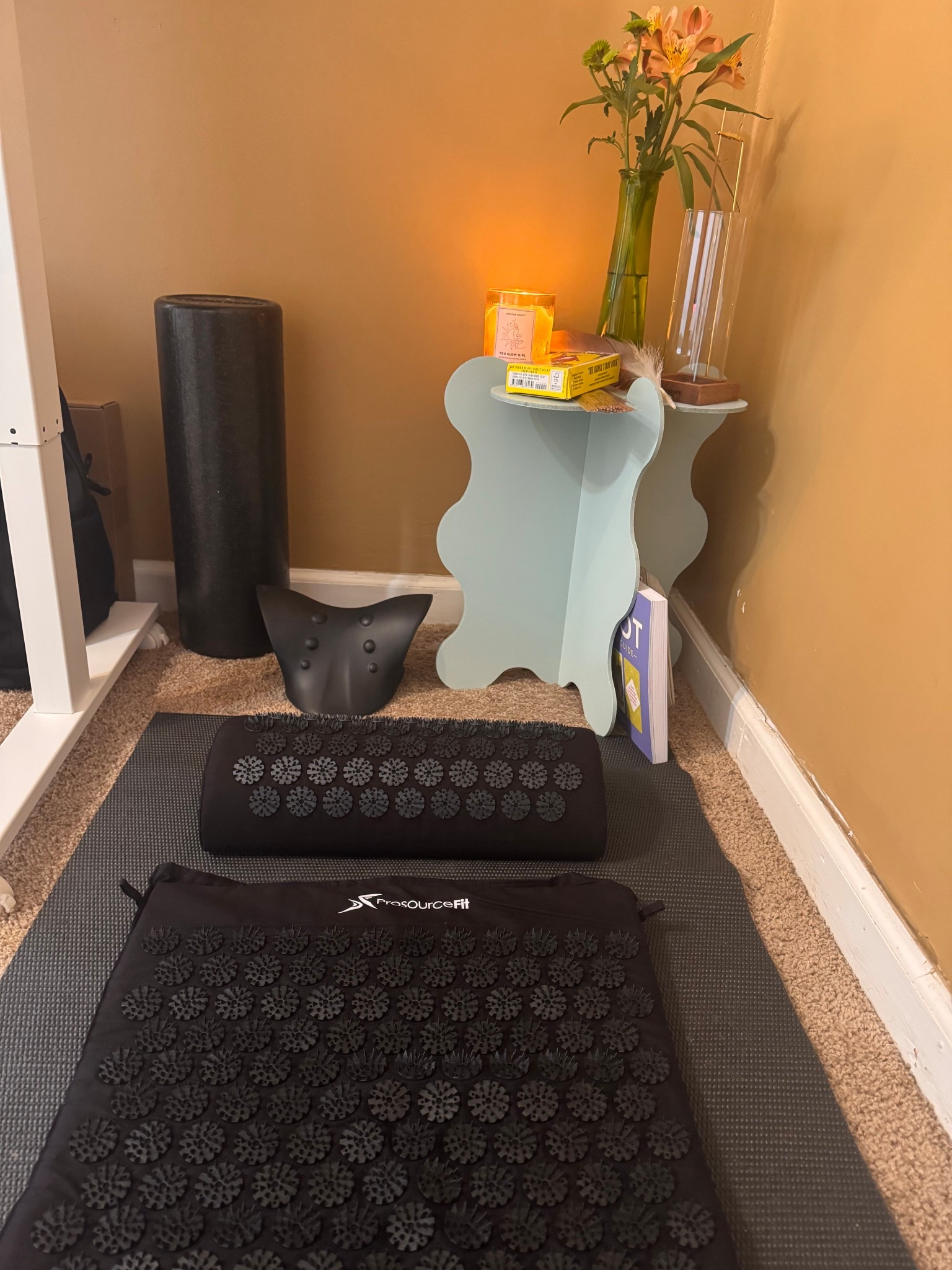 My acupuncture mat & foam roller for mobility 🌞✨🙏🏻

#LTKActive #LTKdayinmylife #LTKfitnessgoals