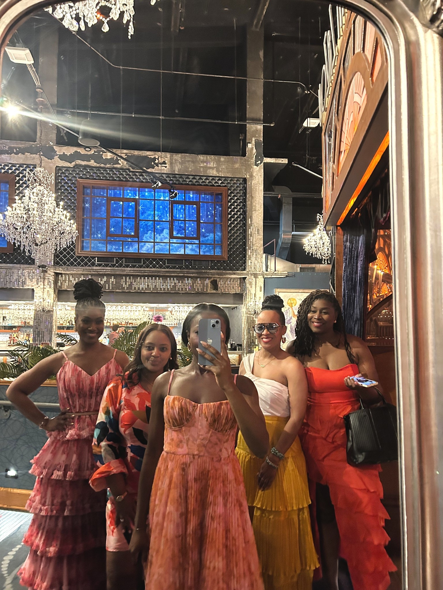Our girls’ night out was complete with looks from Hutch!! 