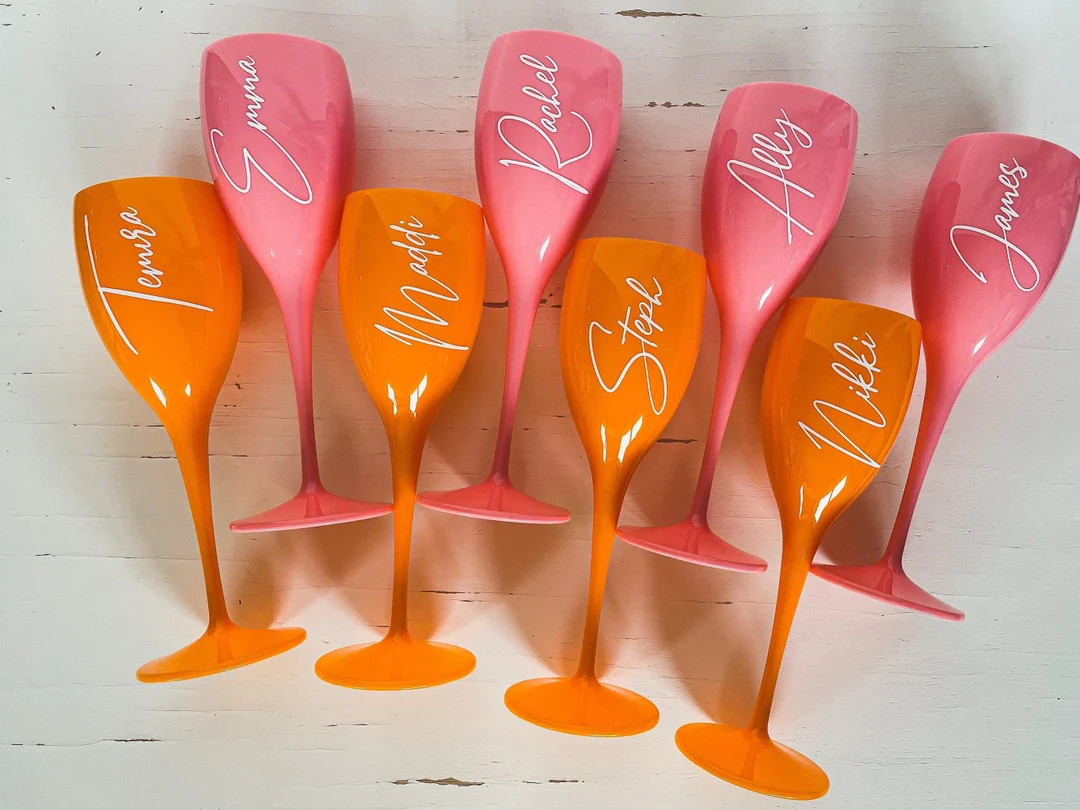 Personalised Champagne Flutes/ Plastic Hens Plastic Glasses/ Plastic Flutes / Hen Party / Bridesm... | Etsy (US)