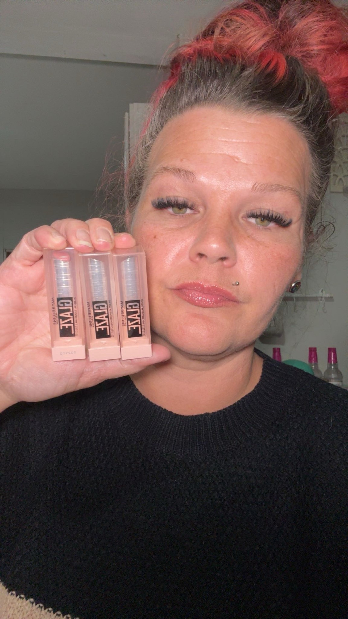 Maybellin lifter glaze so good yall!!