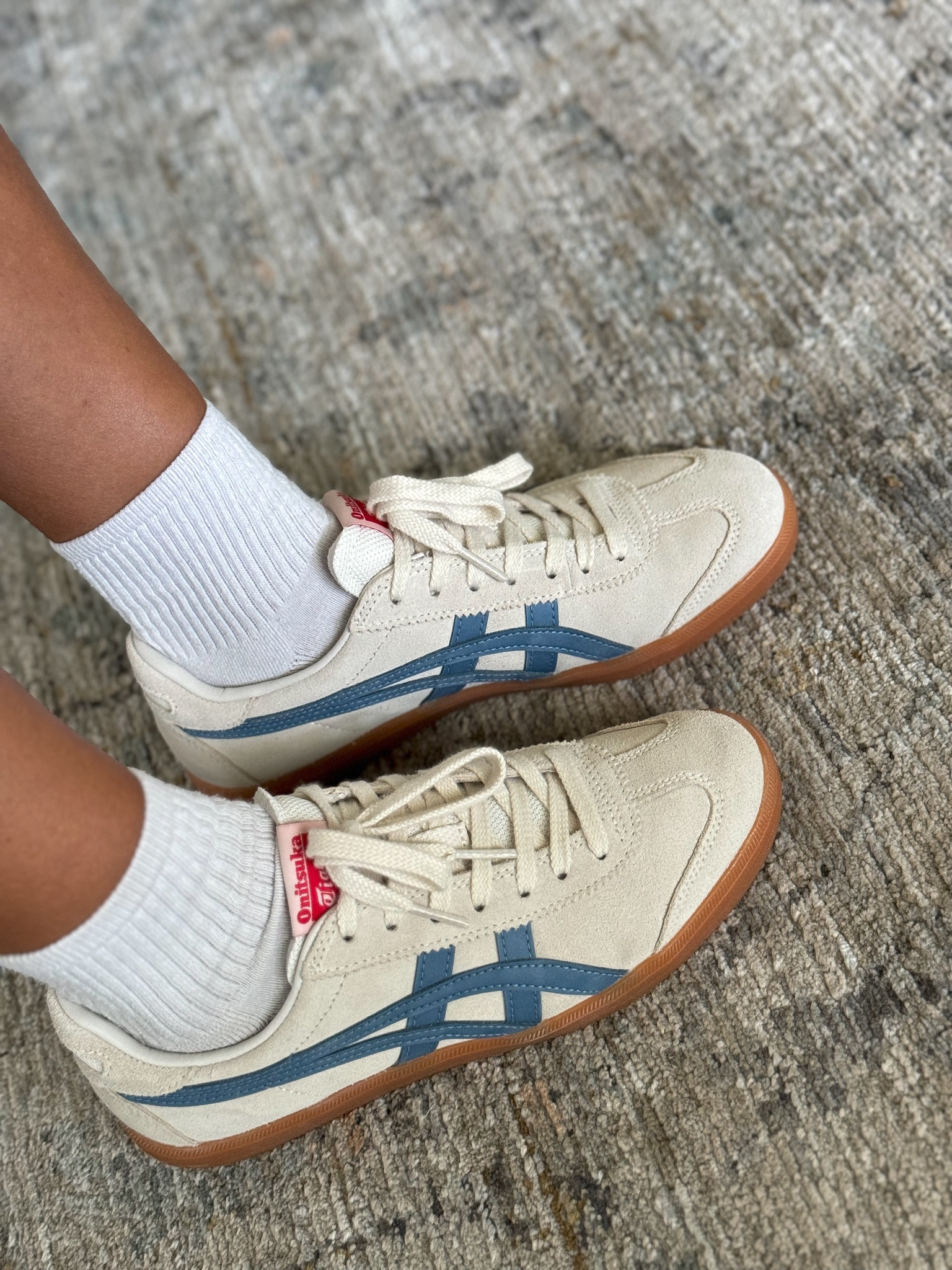 Wearing a men’s size 5, and they fit perfectly! I normally wear a women’s 6.5 

Everyday sneakers, travel outfit, shoes, crew socks 

#LTKTravel #LTKStyleTip #LTKShoeCrush