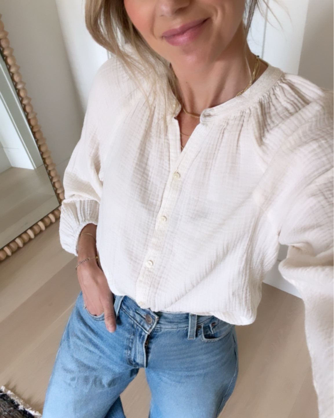 I looove the texture of this gauze top from target. I think all the reviews on their website are five stars and over 1000 have been bought this month alone. This is the perfect lightweight long sleeve summer top! ￼