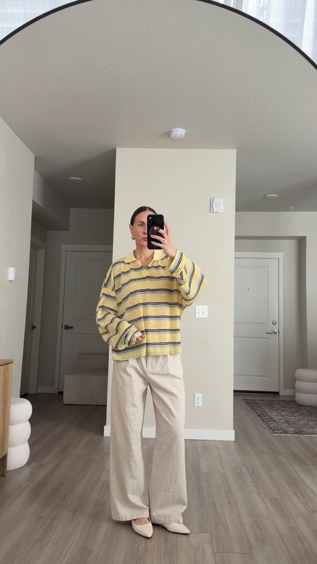 polo shirt
linen wide leg pants
wearing small in both 