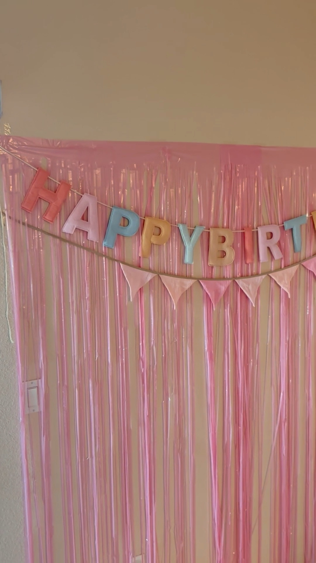 Blake’s First Birthday Decorations! 🎀🧁

#LTKHome #LTKBaby #LTKKids