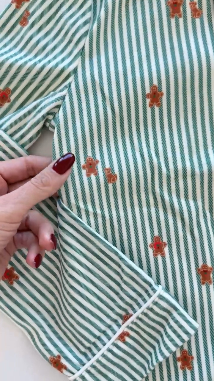 My new striped Christmas pajamas from Target are on sale! 40% off ending soon!

Family Christmas pajamas, target Christmas pajamas, target sale, kids Christmas pajamas 

#LTKFamily #LTKHoliday #LTKSaleAlert