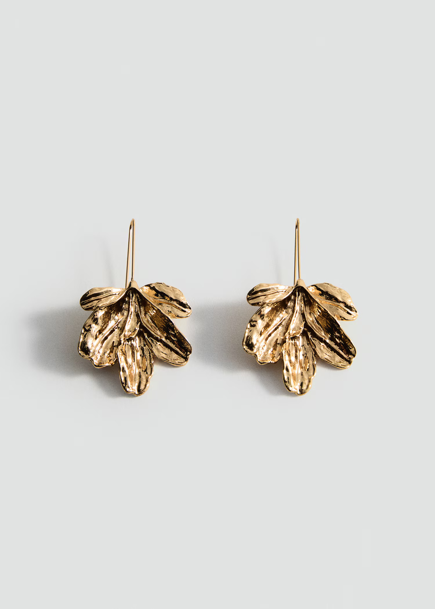 Hanging floral earrings - Women | MANGO USA | Mango (US/MX/AU)