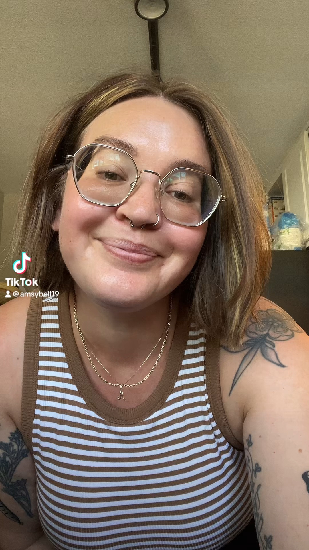 Fllufffffy hair day. 

#LTKPlusSize #LTKFindsUnder50 #LTKMidsize