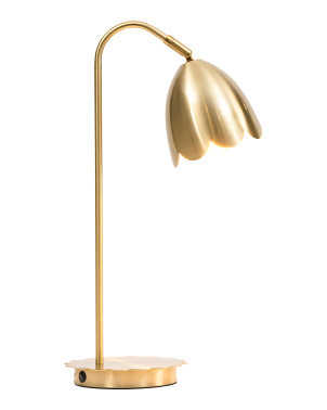 21in Scalloped Shade Crystal Base Table Lamp | Furniture & Lighting | Marshalls | Marshalls