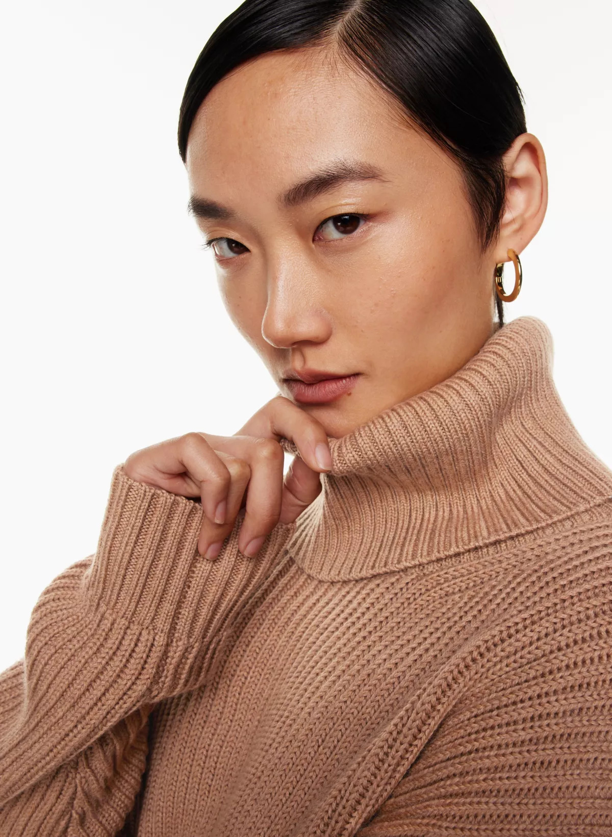 GUELL SWEATER | Aritzia