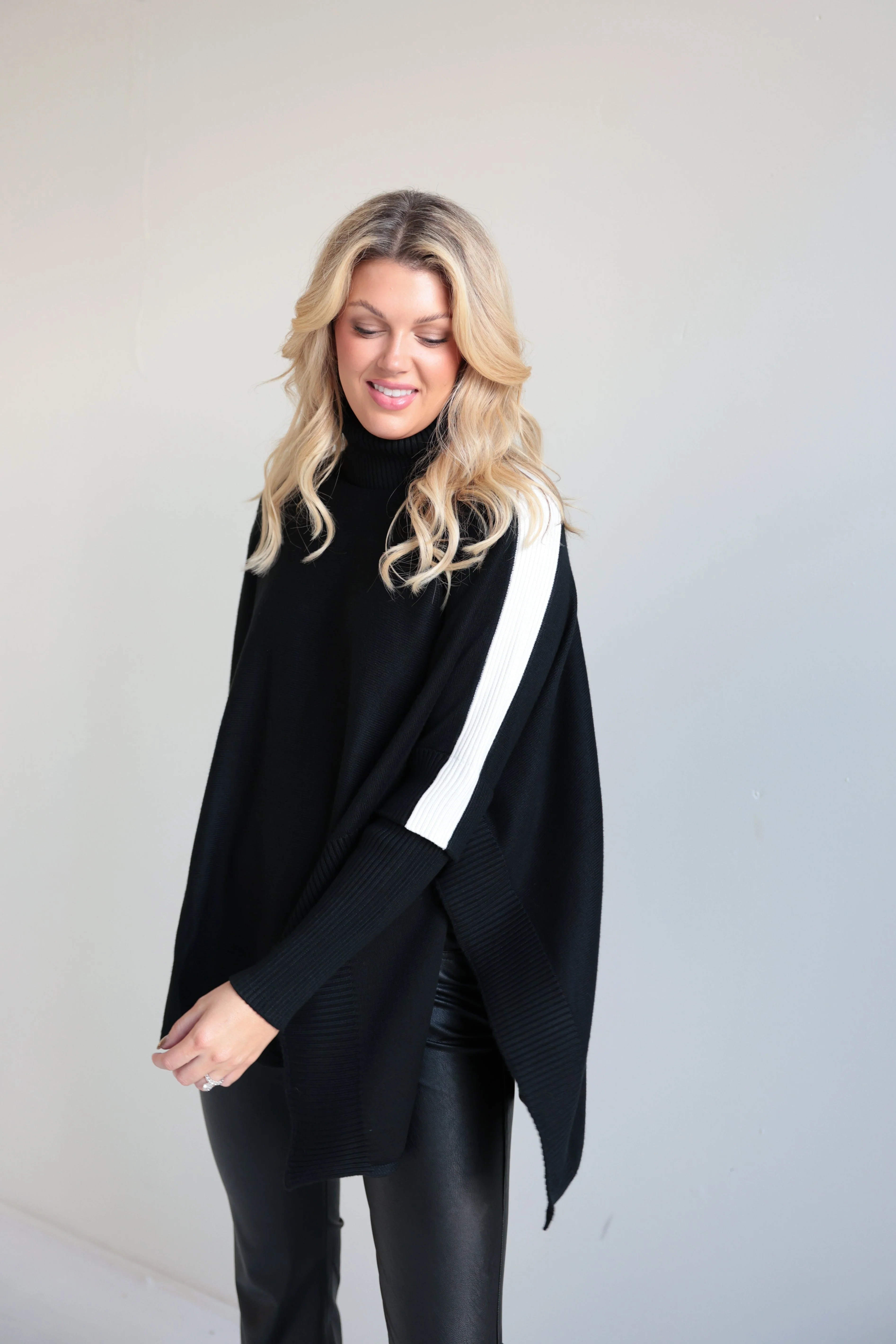 Elevated Contrast Stripe Sweater | Ardire Collection