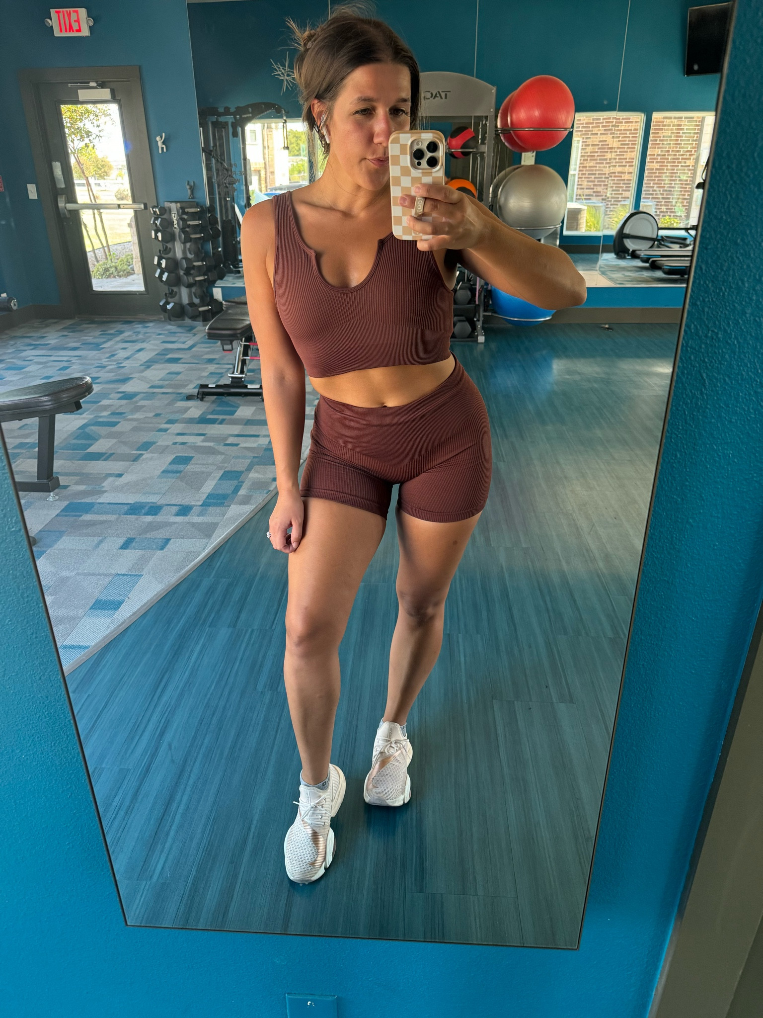 Cutest Amazon set 🤎 
Out of stock in this color but other colors linked and similar brown set linked.

Amazon active, activewear, fitness, Amazon set, workout set, workout 

#LTKFitness #LTKActive