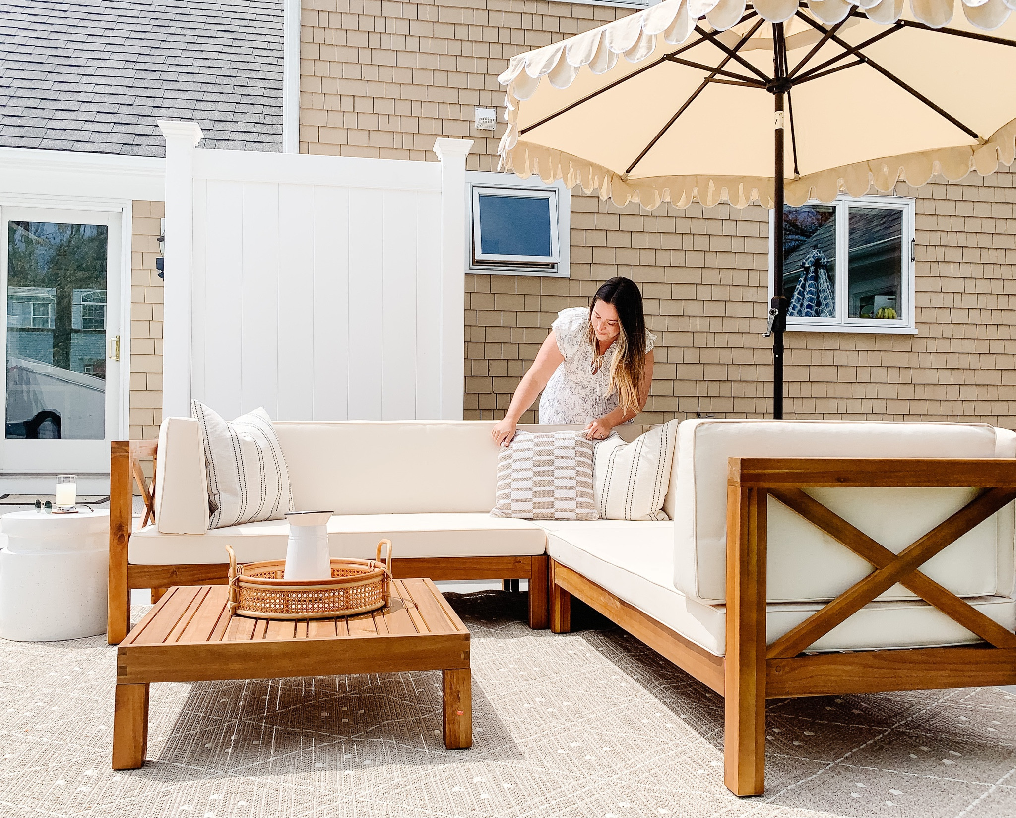 The perfect simple outdoor sectional on sale for less than $1100! This sectional has stood up so well over the past 3 Summers and the classic ivory cushions go well with everything. Pair it with a scalloped umbrella for a chic Nikki Beach look.

Shop now and follow @pennyandpearldesign for more home style ✨



#LTKhome #LTKsalealert #LTKFind