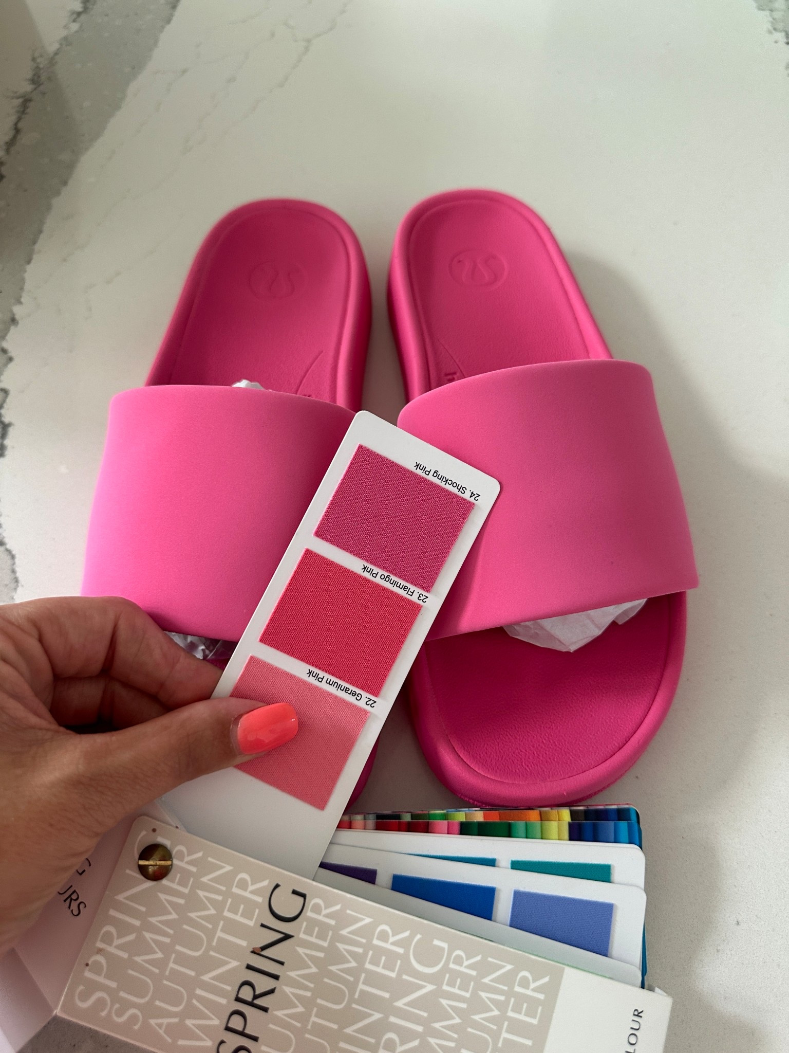 Shocking pink slides and truly the most comfortable!!! 🌷❄️ I do a size 8!!! #hocspring #warmspring #lululemon

#LTKOver40 #LTKActive #LTKSaleAlert