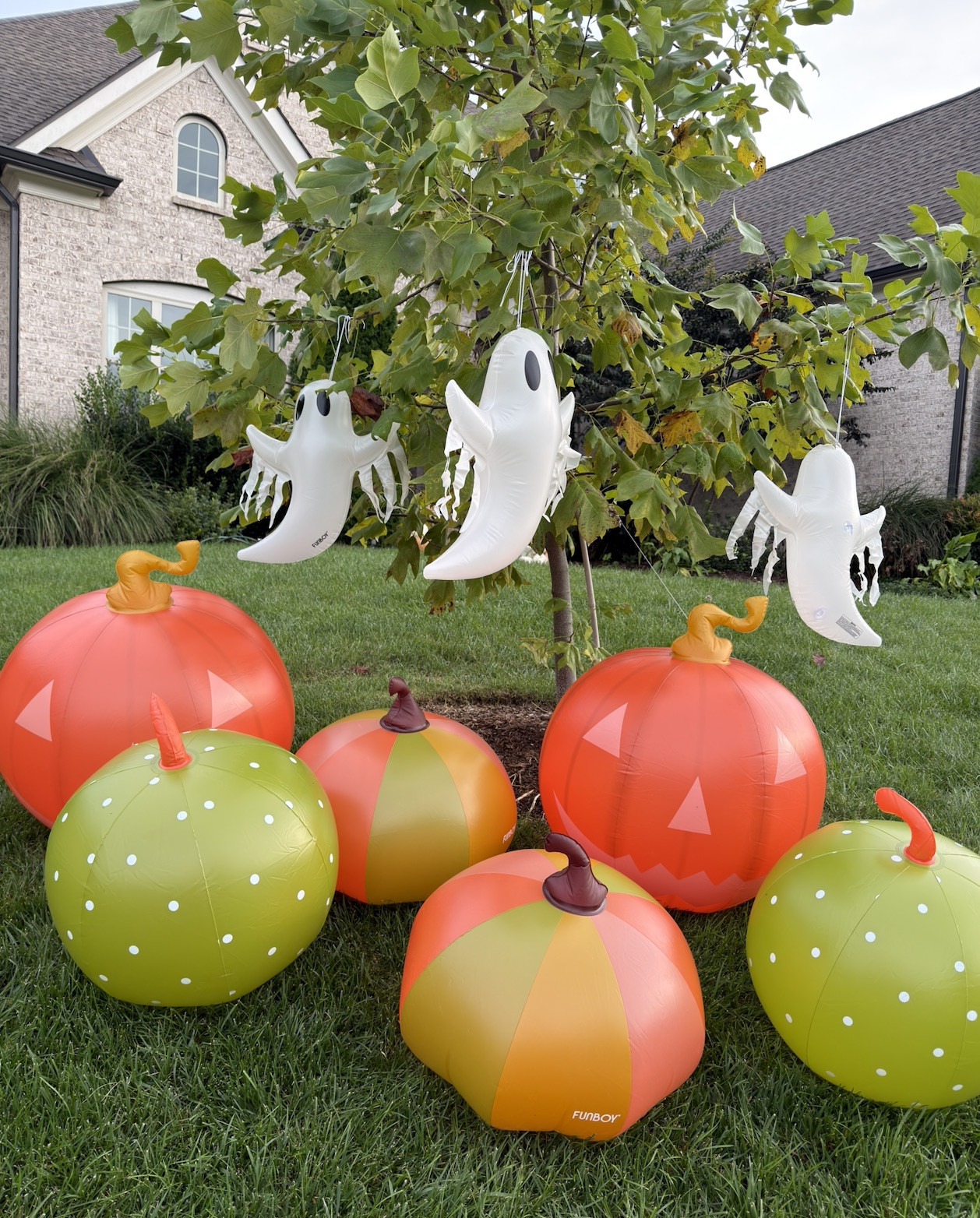 Halloween floats, fall decor, Halloween home decor 

#LTKHalloween #LTKSaleAlert #LTKFallSale