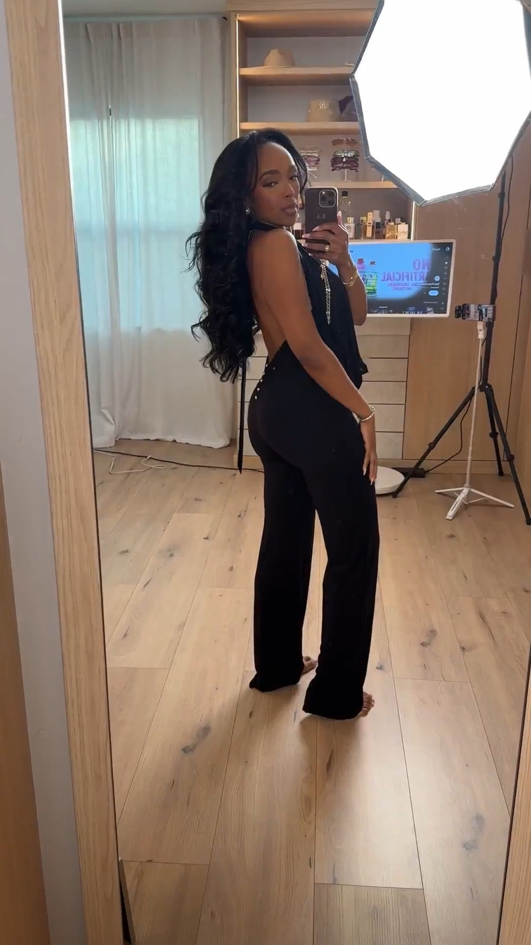 Scroll to shop!! 🖤🖤 This all-black outfit featuring a draped sleeveless top paired with fitted pants makes for a sleek, elevated look. 

Perfect for dinner dates, nights out, travel outfits, or an elevated everyday look.

#LTKdayinmylife #LTKootd #LTKPetite

#LTKootd #LTKgrwm #LTKdayinmylife