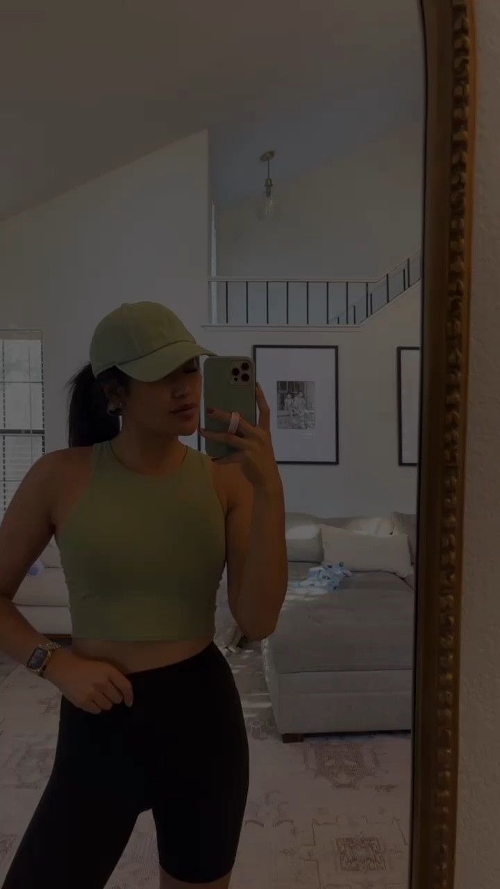 Workout tank is on sale! Baseball cap is the same brand, but different color linked. 

#LTKstyletip #LTKfit #LTKsalealert